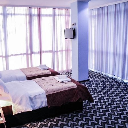 Royal Georgia Otel Tiflis Oda fotoğraf