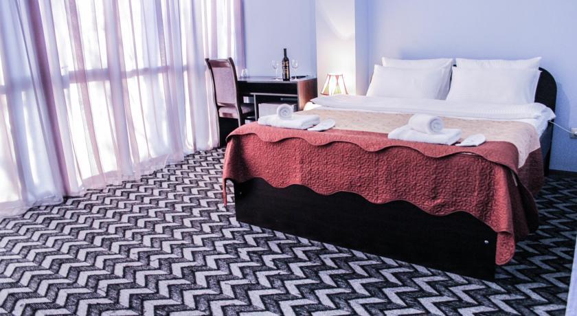 Royal Georgia Otel Tiflis Dış mekan fotoğraf