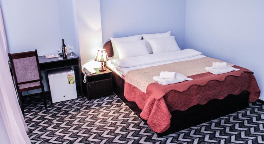 Royal Georgia Otel Tiflis Dış mekan fotoğraf