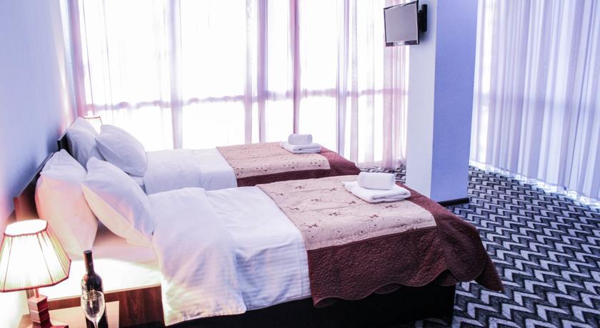 Royal Georgia Otel Tiflis Dış mekan fotoğraf