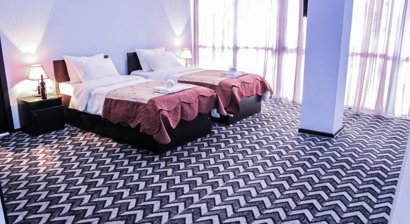 Royal Georgia Otel Tiflis Dış mekan fotoğraf