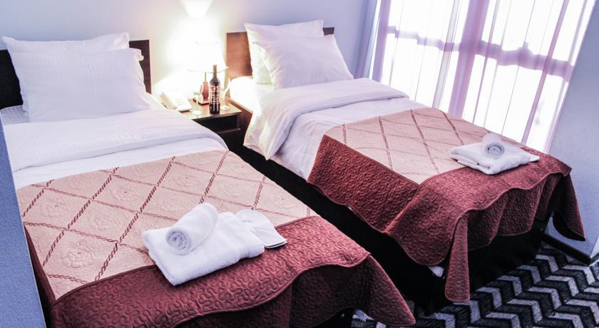 Royal Georgia Otel Tiflis Dış mekan fotoğraf