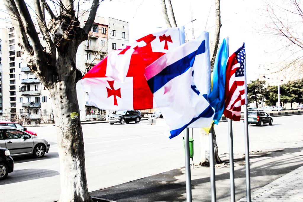 Royal Georgia Otel Tiflis Dış mekan fotoğraf