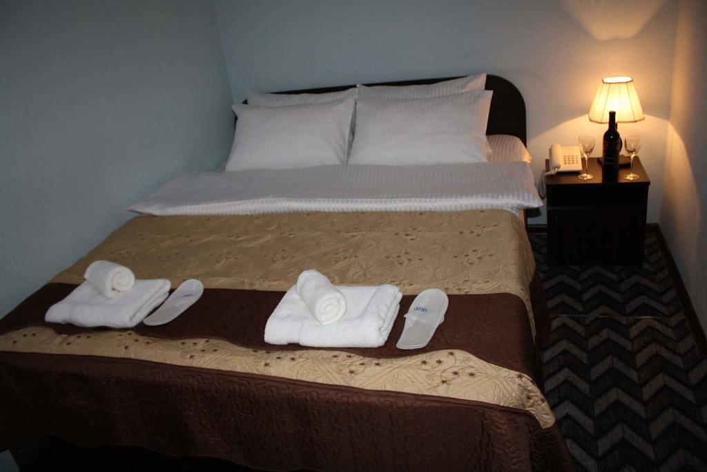 Royal Georgia Otel Tiflis Dış mekan fotoğraf