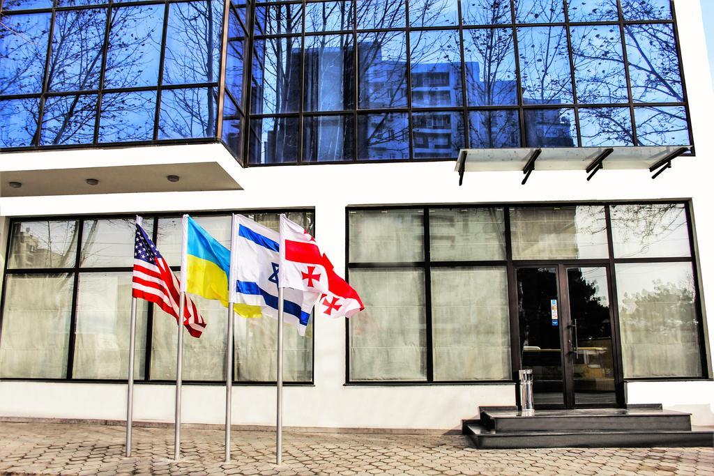 Royal Georgia Otel Tiflis Dış mekan fotoğraf